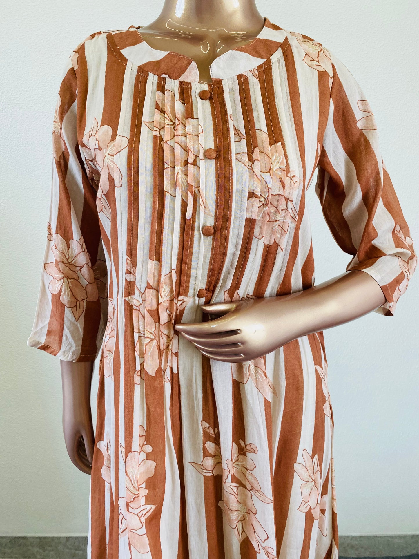 Floral & Stripes Mul Cotton Kurta Pant Set
