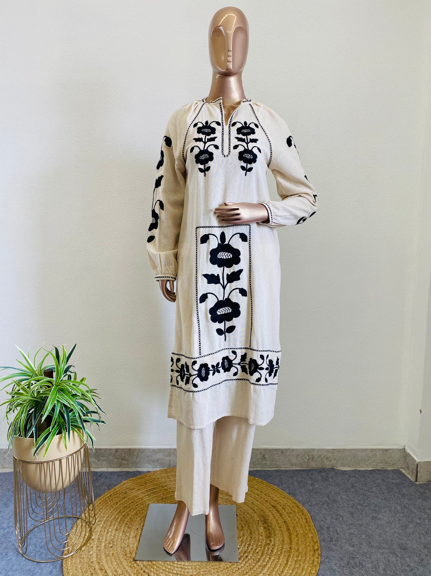 Embroidered Jute Kurta Pant Set