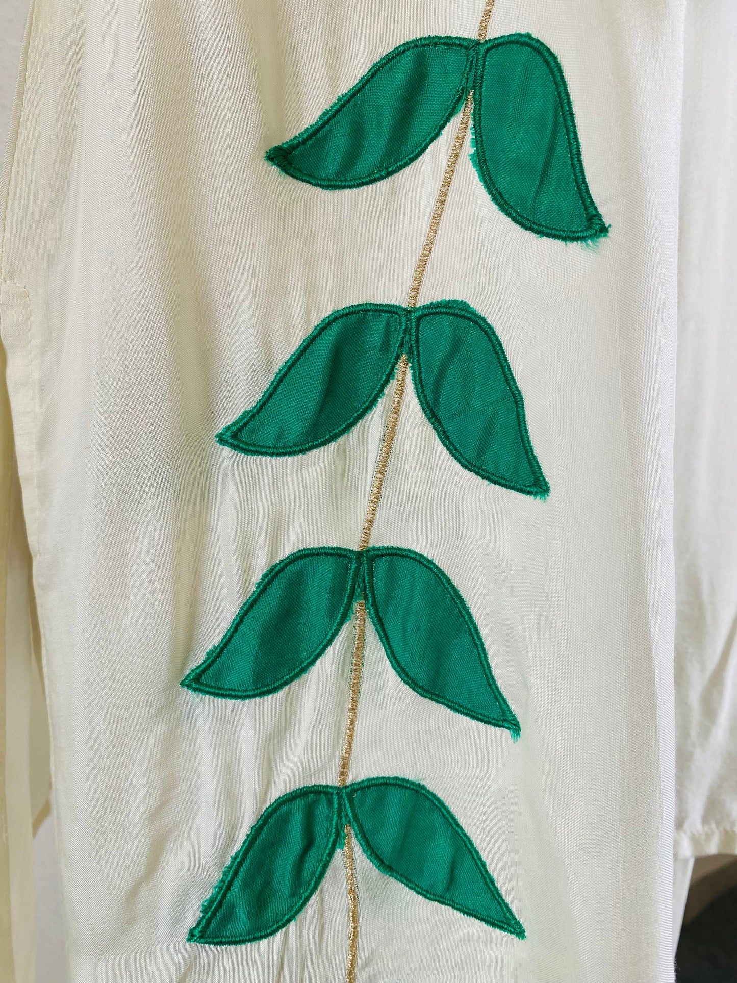 Muslin Coords with appliqued leaves- Ivory