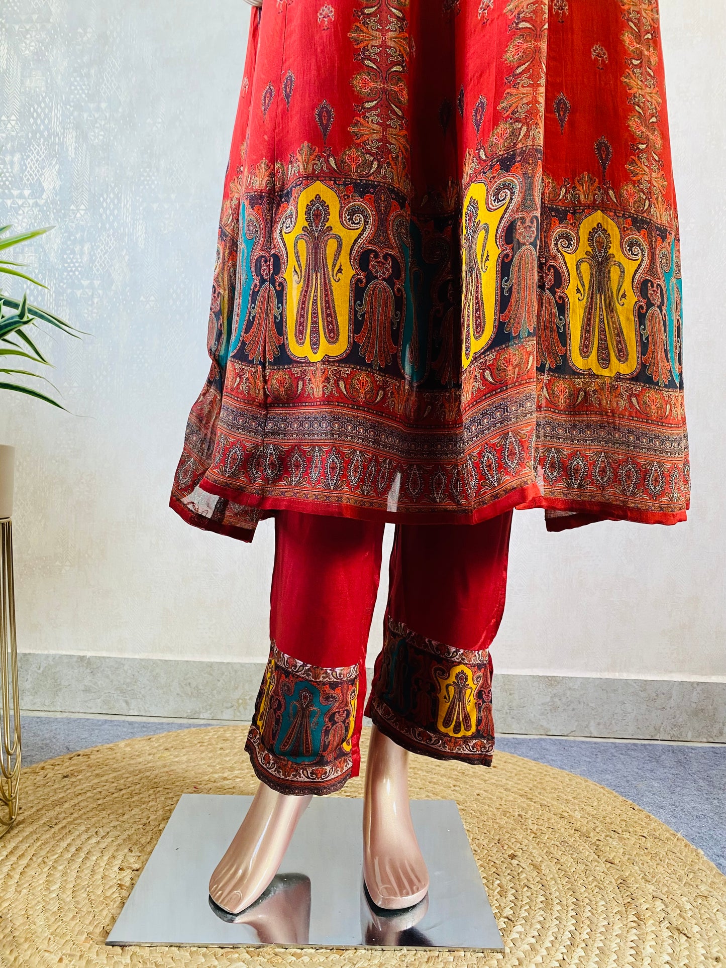 Pure Organza printed kalidaar suit set