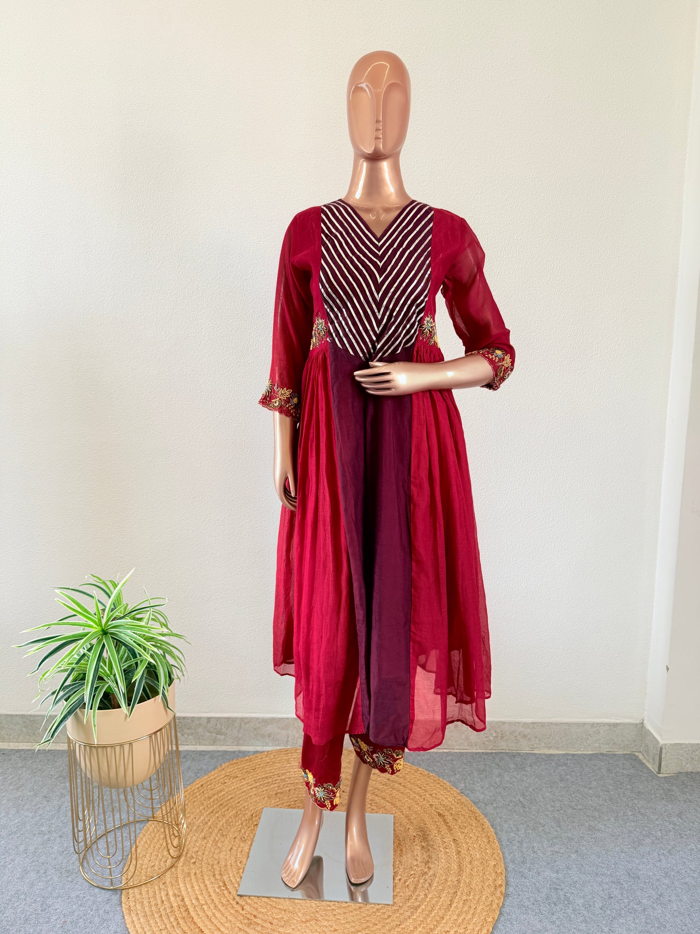 Mul Chanderi Dual Tone Suit Set