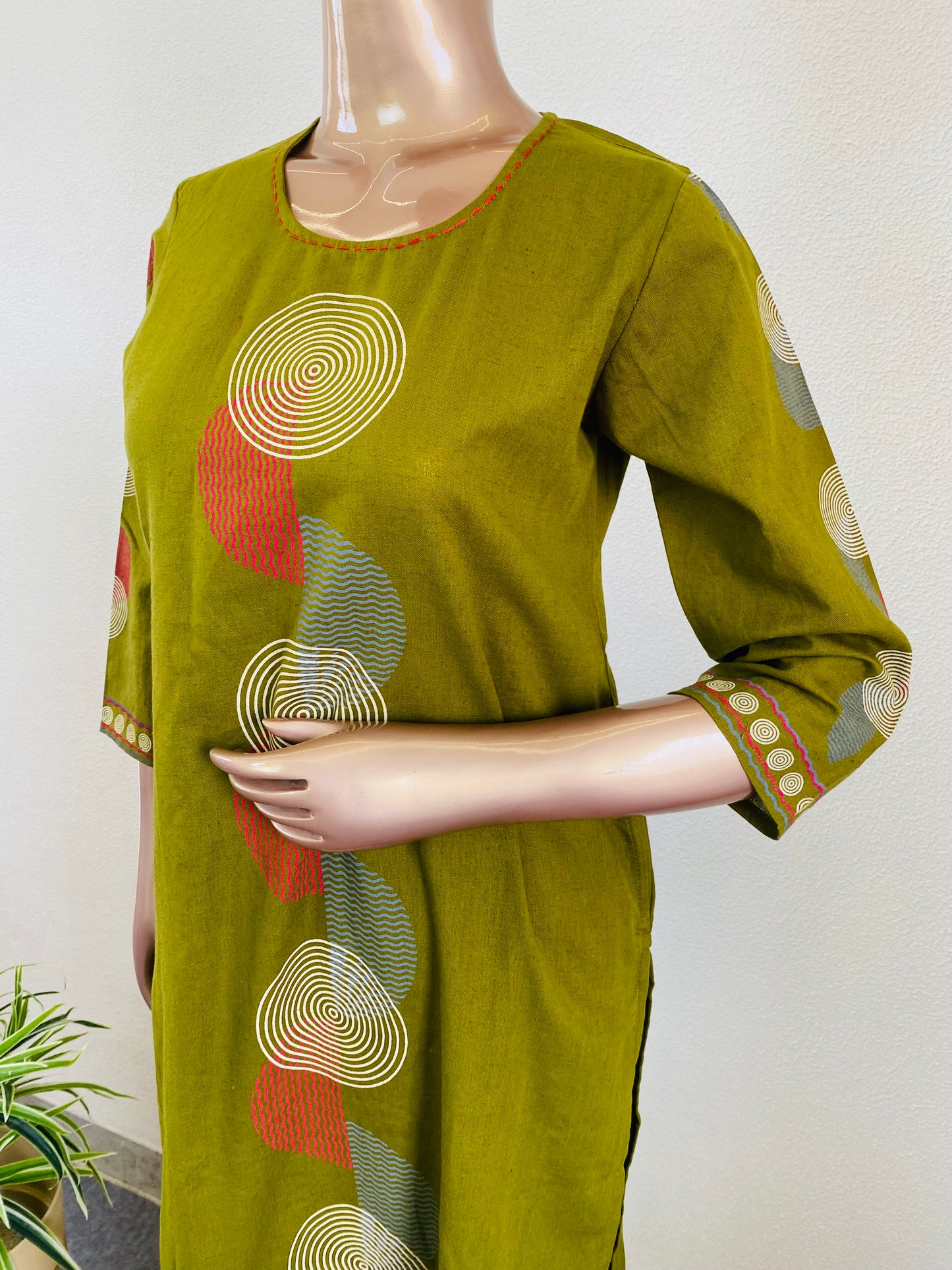 Cotton Flex Kurta Pant Set with Circular Prints - Green