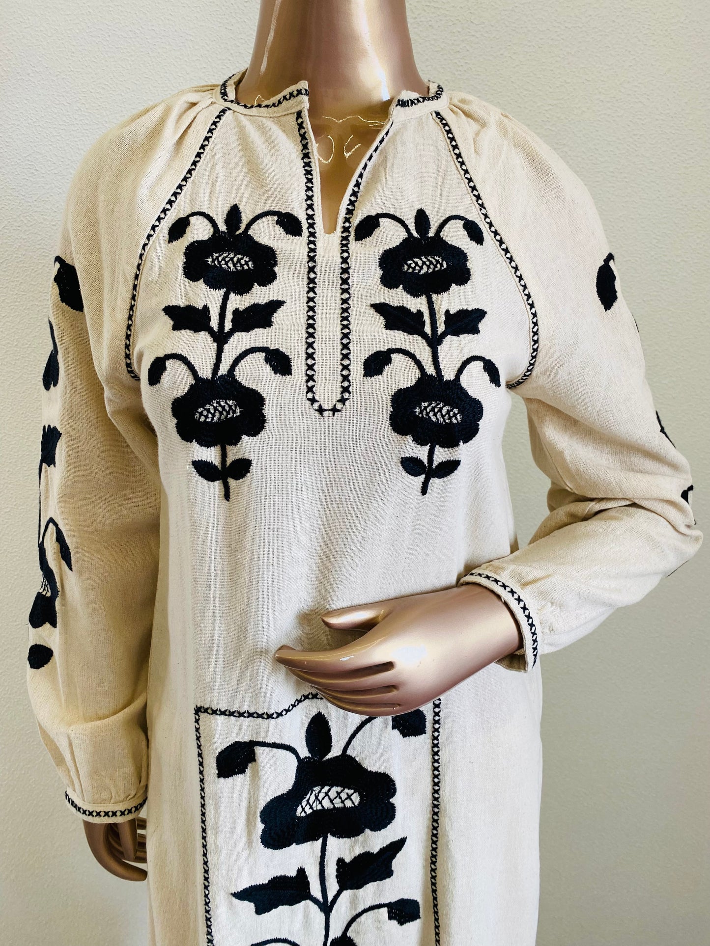 Embroidered Jute Kurta Pant Set