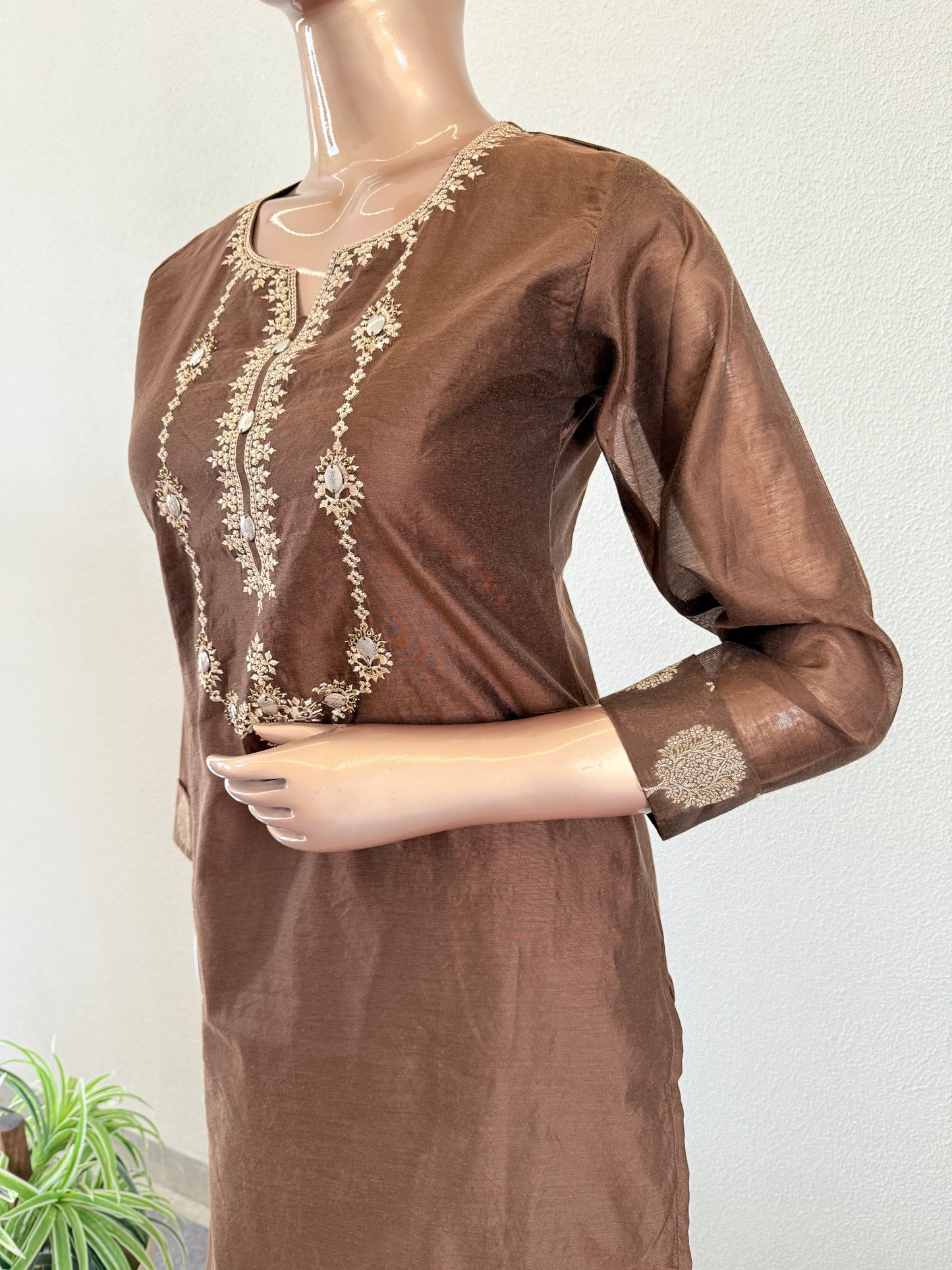 Chanderi Kurta Pant Set With Woven Pants