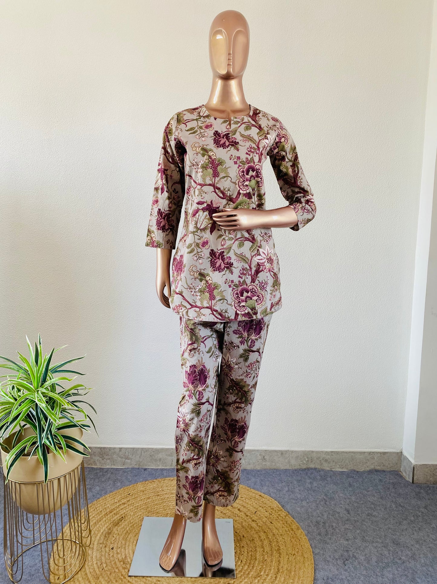 Lounge Wear With Purse & Scrunchie