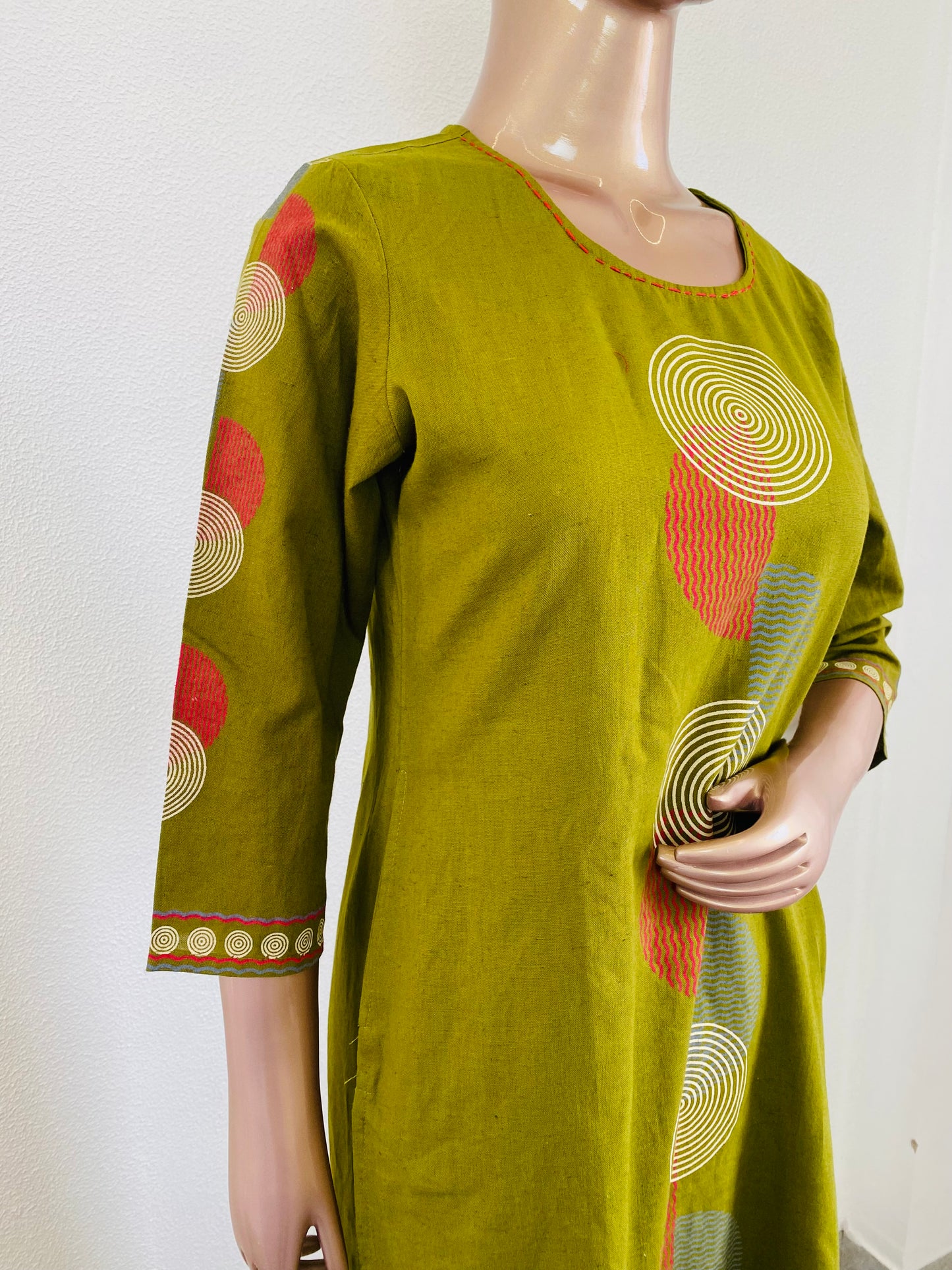 Cotton Flex Kurta Pant Set with Circular Prints - Green