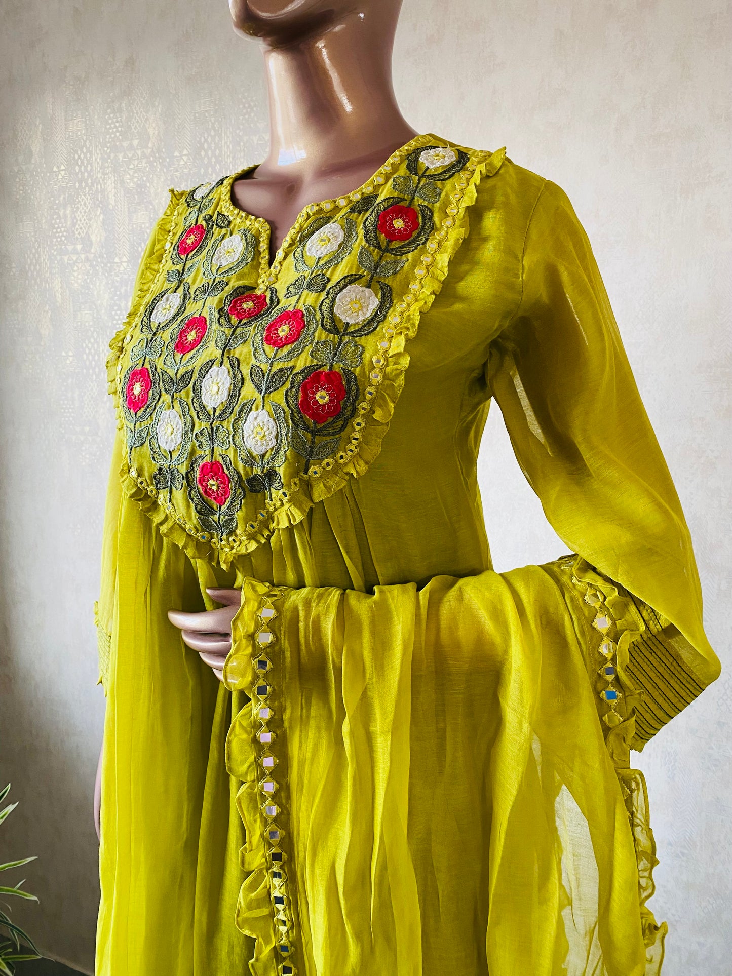 Embroidered Yoke Mul Chanderi Suit Set