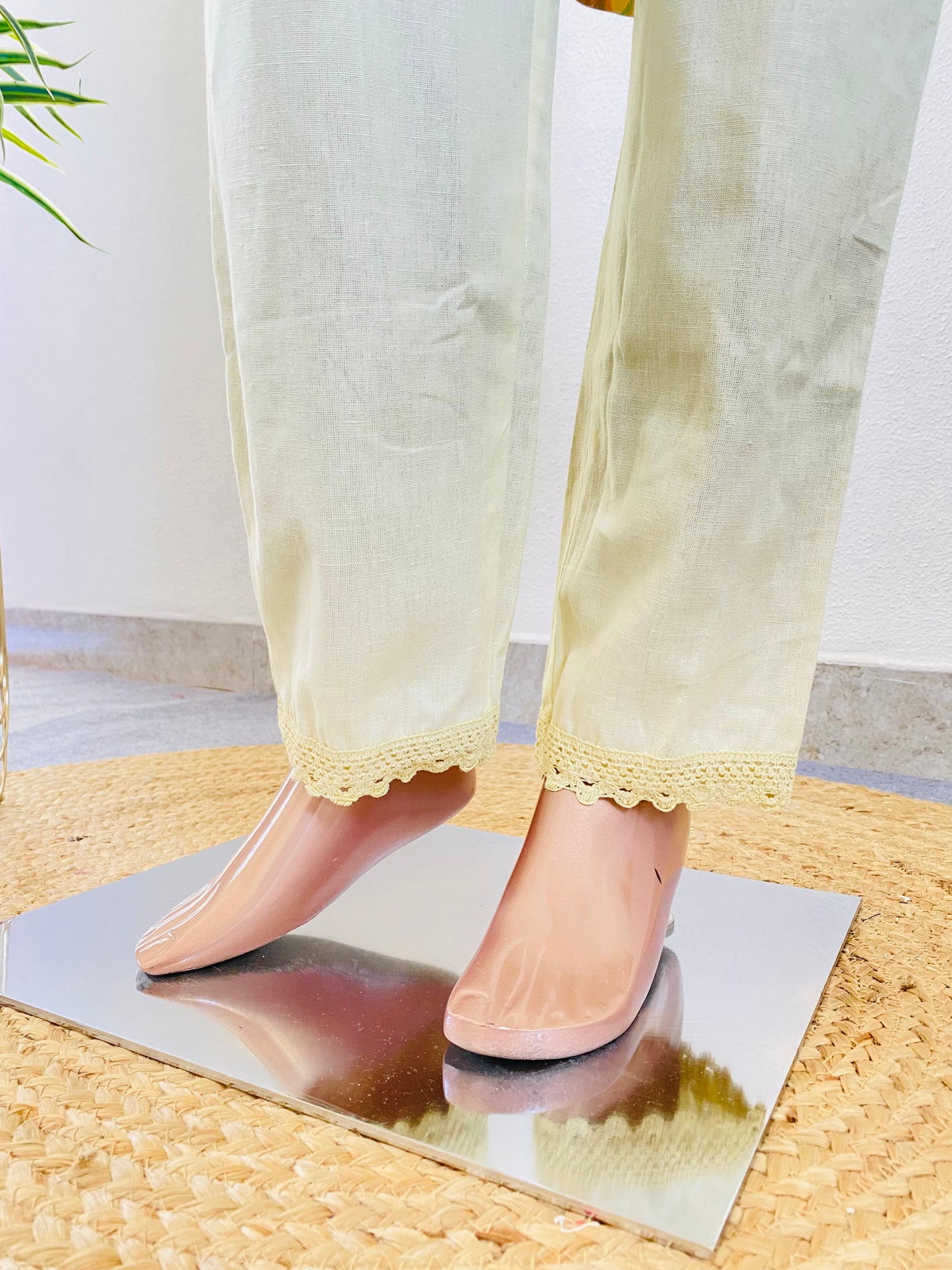 Cotton Flex Kurta Pant Set with Lace Details
