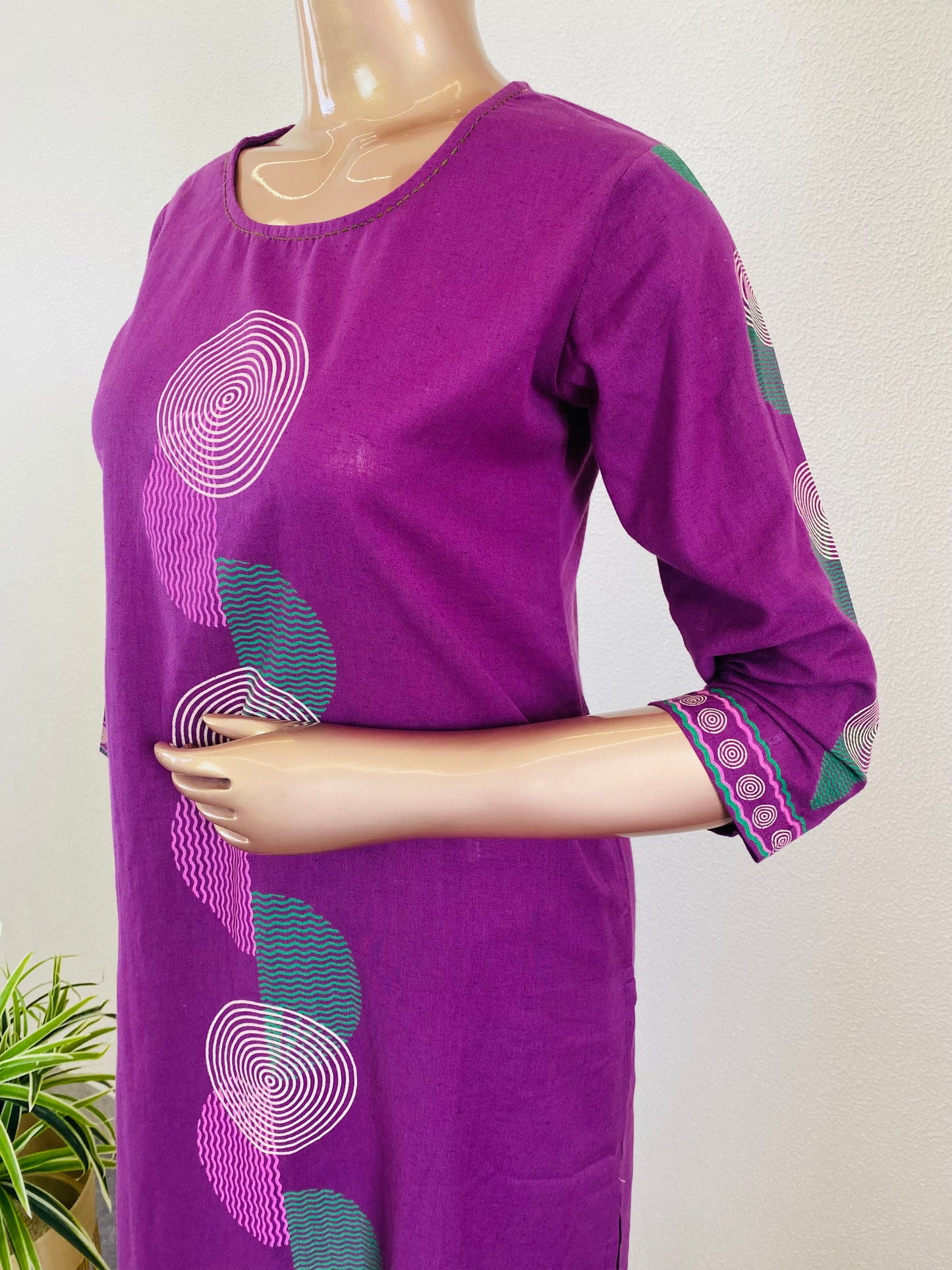 Cotton Flex Kurta Pant Set with Circular Prints - Purple