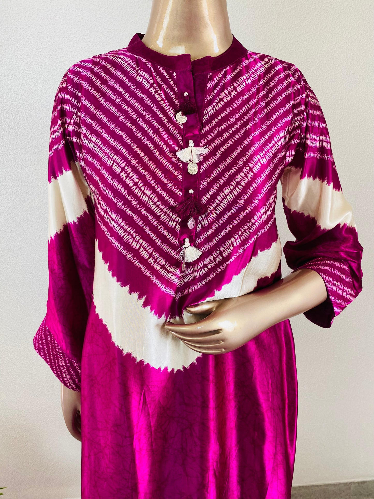Bandhani Gajji Silk Kurta Pant Set - Wine