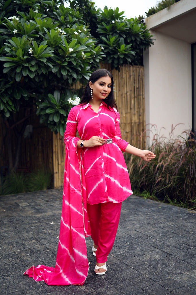 Elegant Fuchsia Tie-Dye Ethnic Set - Effortless Style