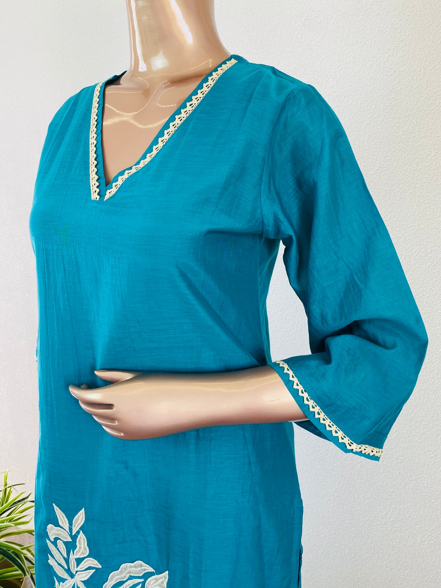 Appliqué work Mul Chanderi Suit Set