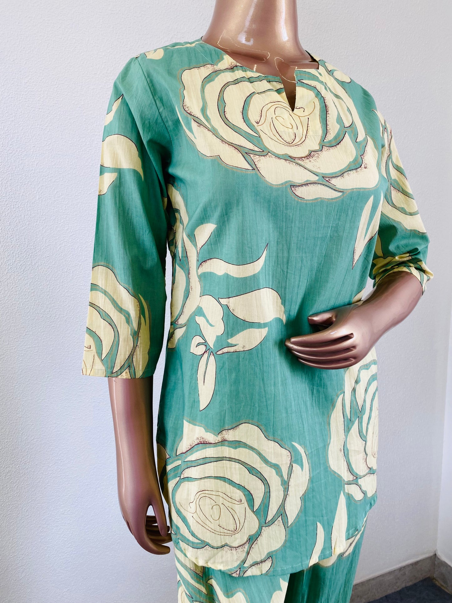 Rose Printed Cotton Lounge Wear - Green