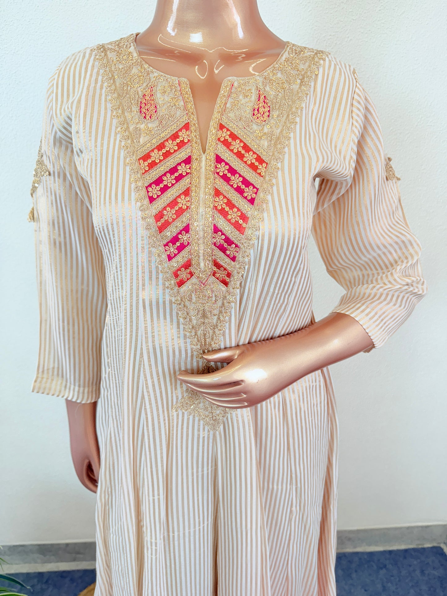 Tissue Suit Set with Zari Work