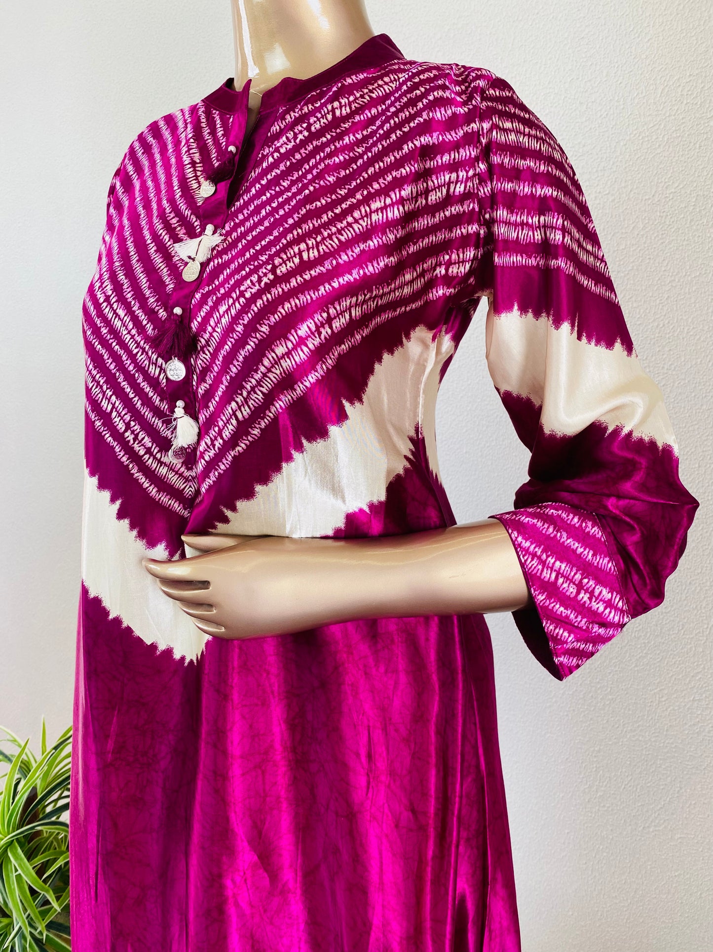 Bandhani Gajji Silk Kurta Pant Set - Wine