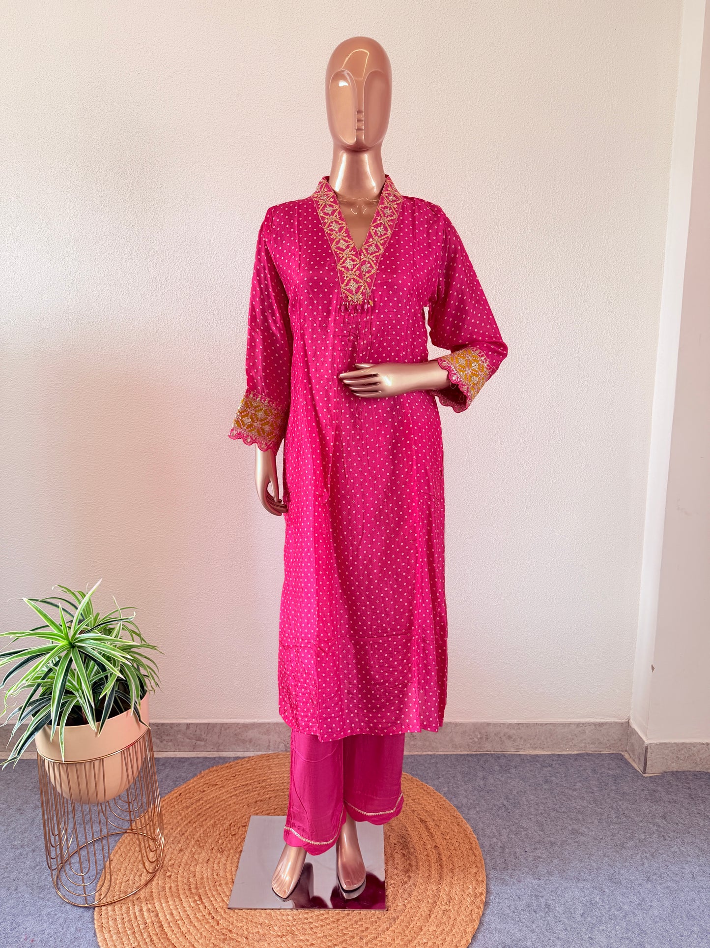Bandhani Print Suit with Organza Dupatta - Pink