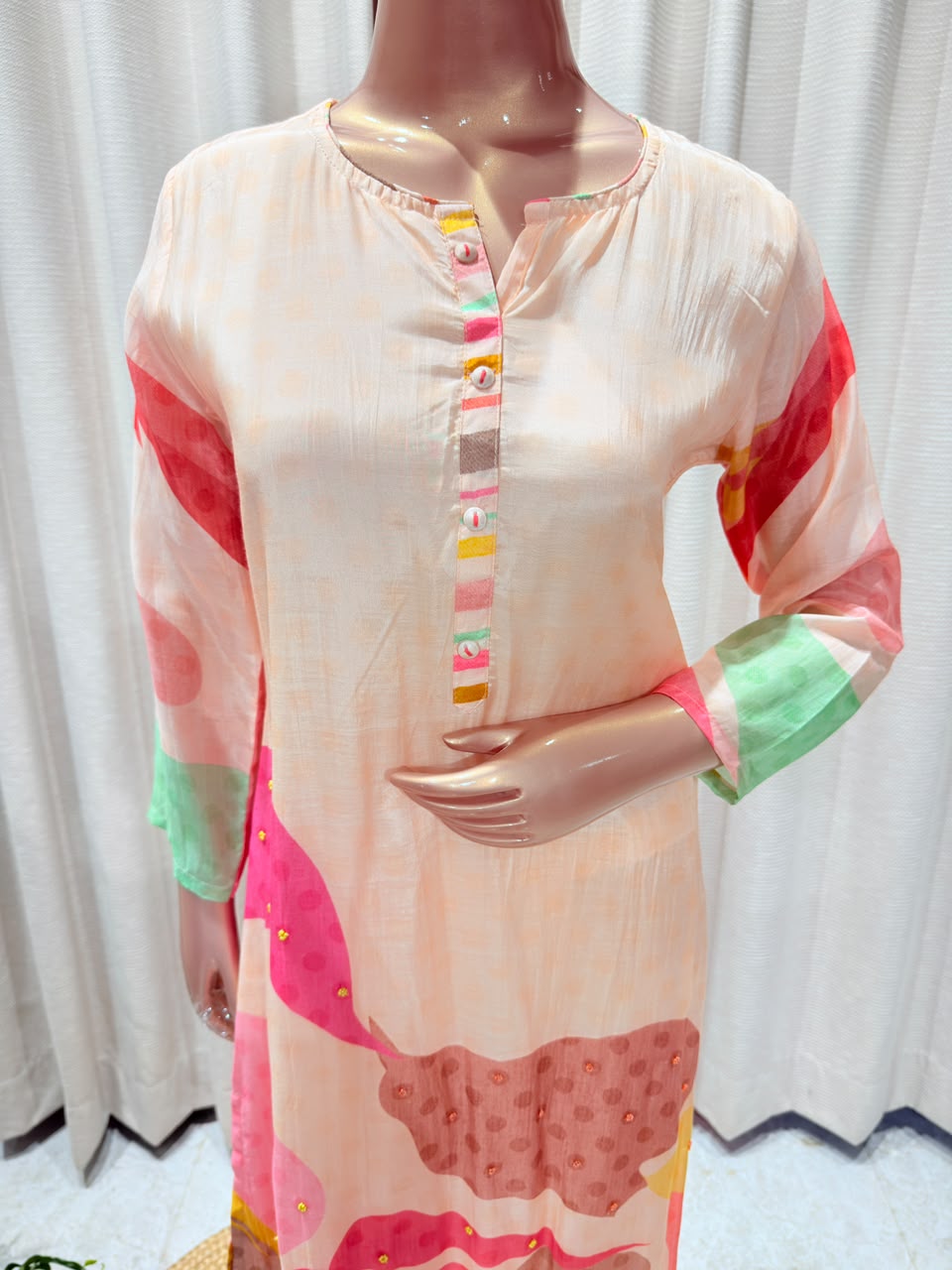 Abstract Print Muslin Three Piece Suit Set