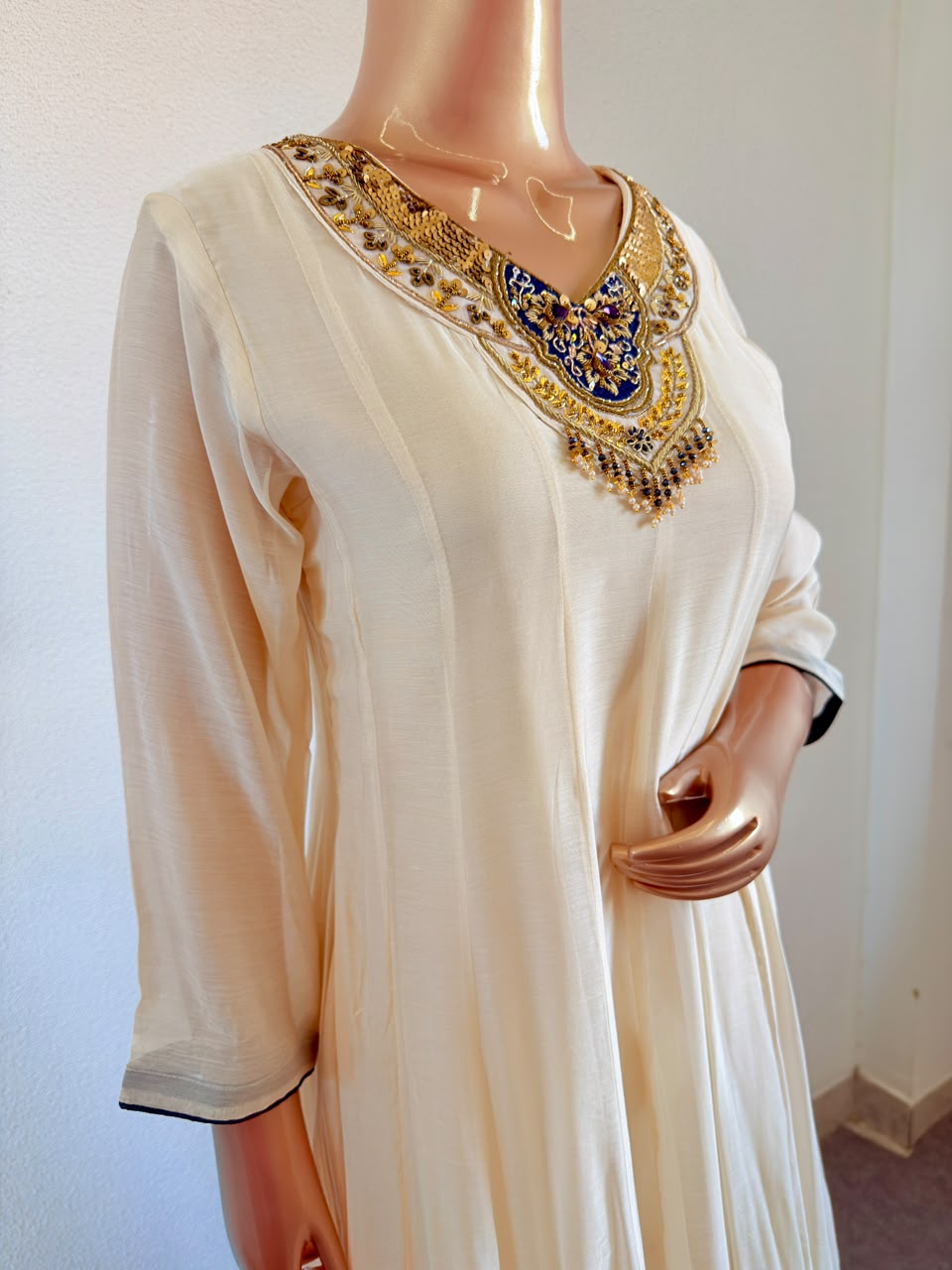 Hand Embroidered Neckline & Applique Flared Silk Suit Set with Scalloped Dupatta