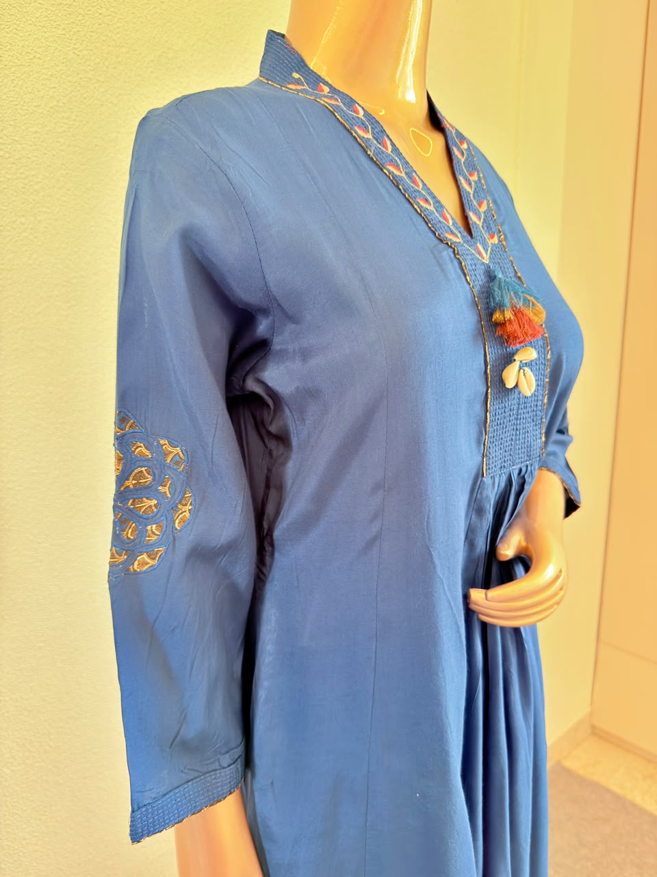 Floral Embroidered V-Neck Indigo Muslin Kurta Set with Ajrakh Dupatta