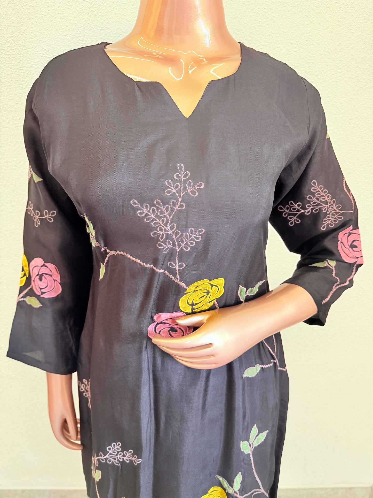Applique Work Dola Silk Suit Set