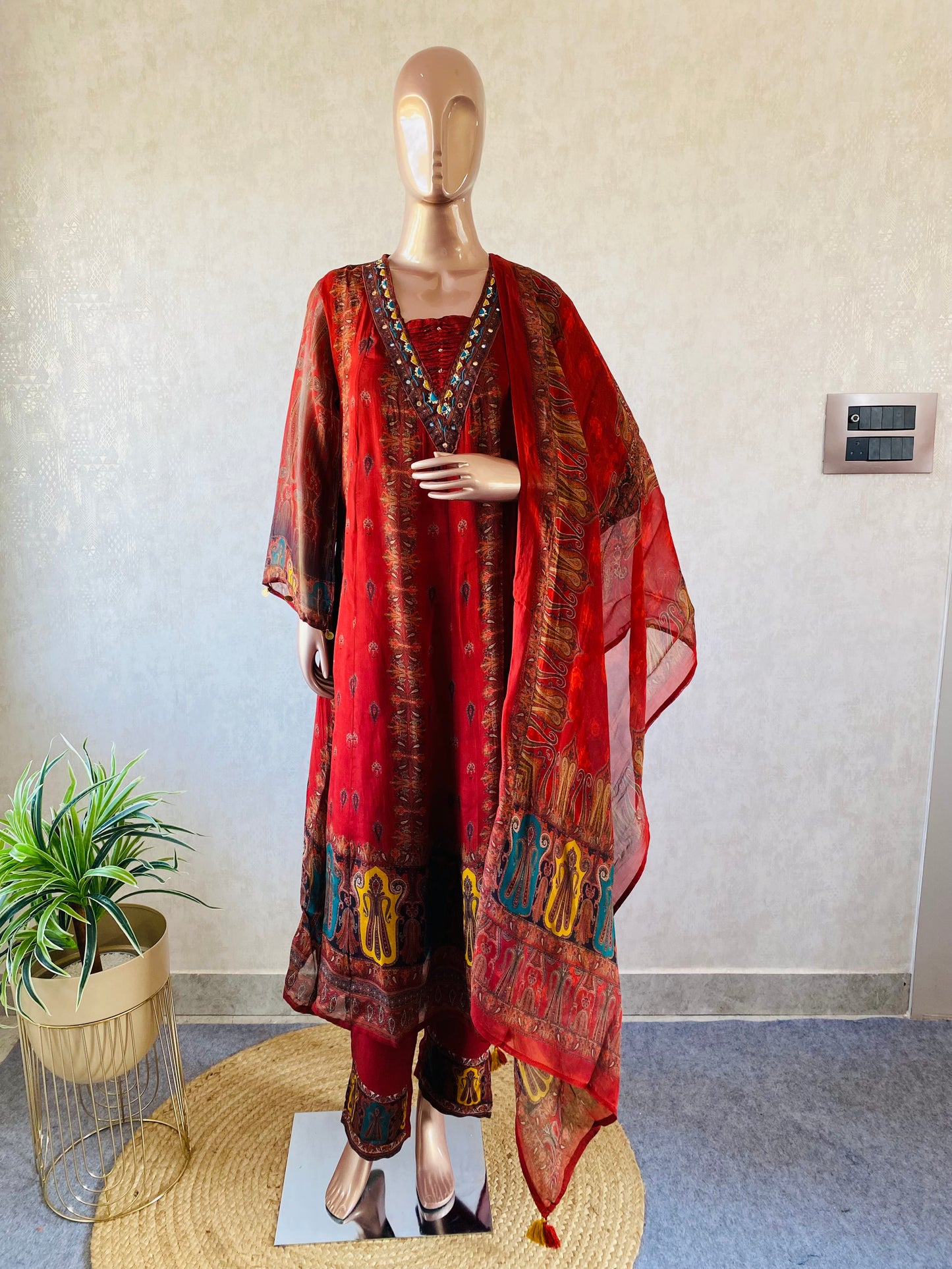 Pure Organza printed kalidaar suit set