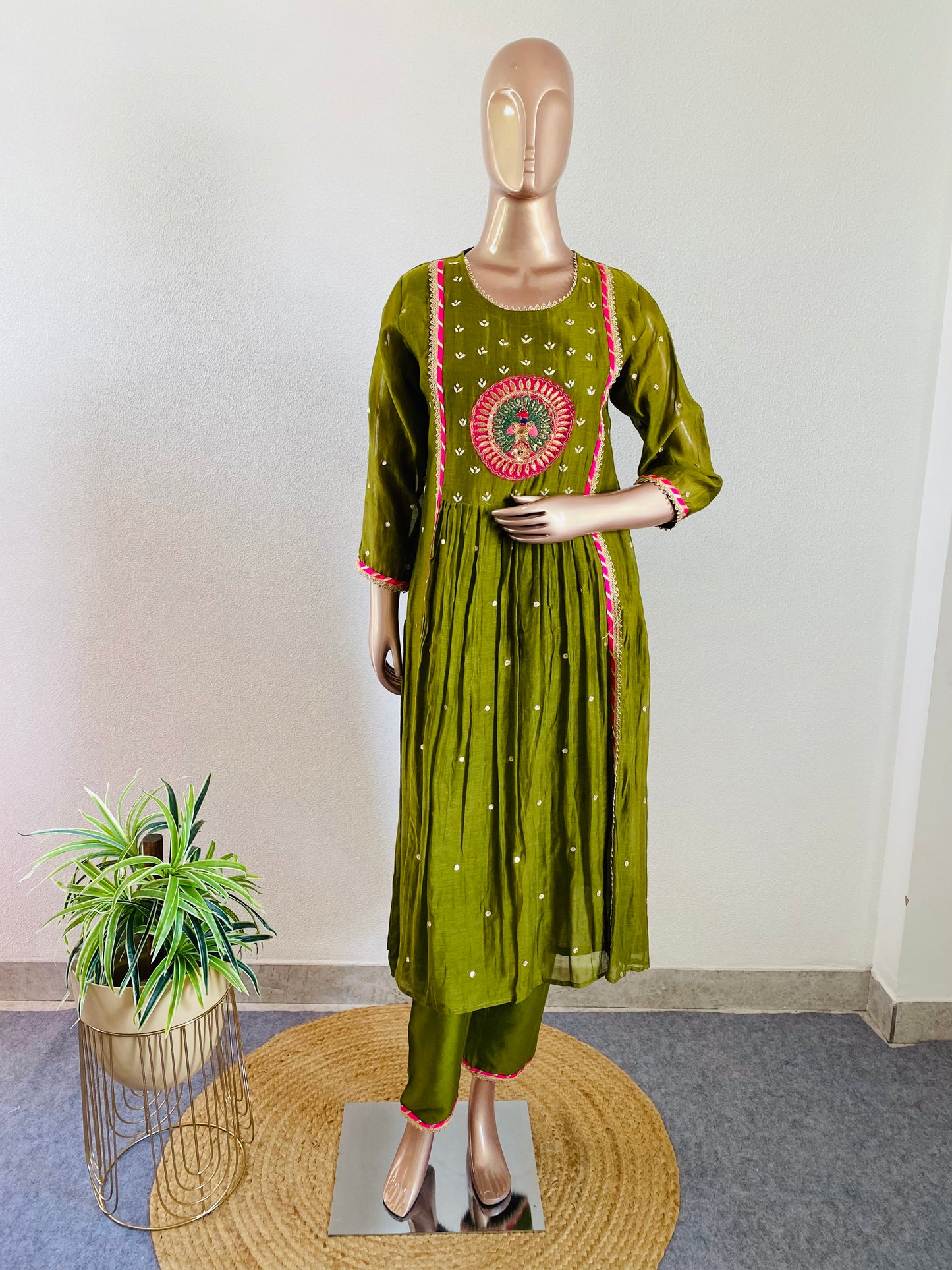 Hand Embroidered Mul Chanderi Suit Set with Contrast Dupatta