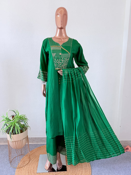 Dola Silk Suit Set with Zari Work