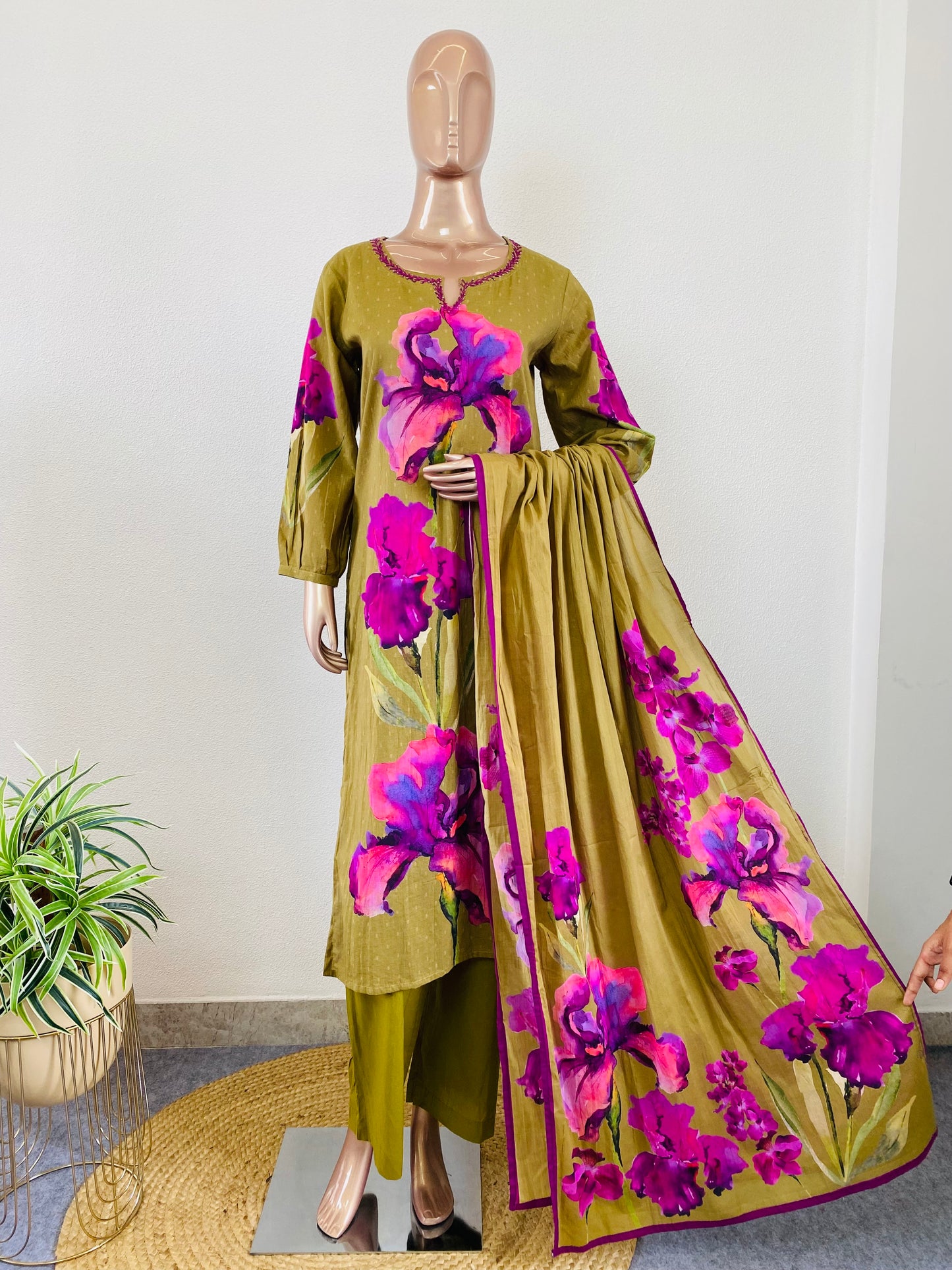 Abstract Floral Placement Print Lawn Cotton Suit Set - Green