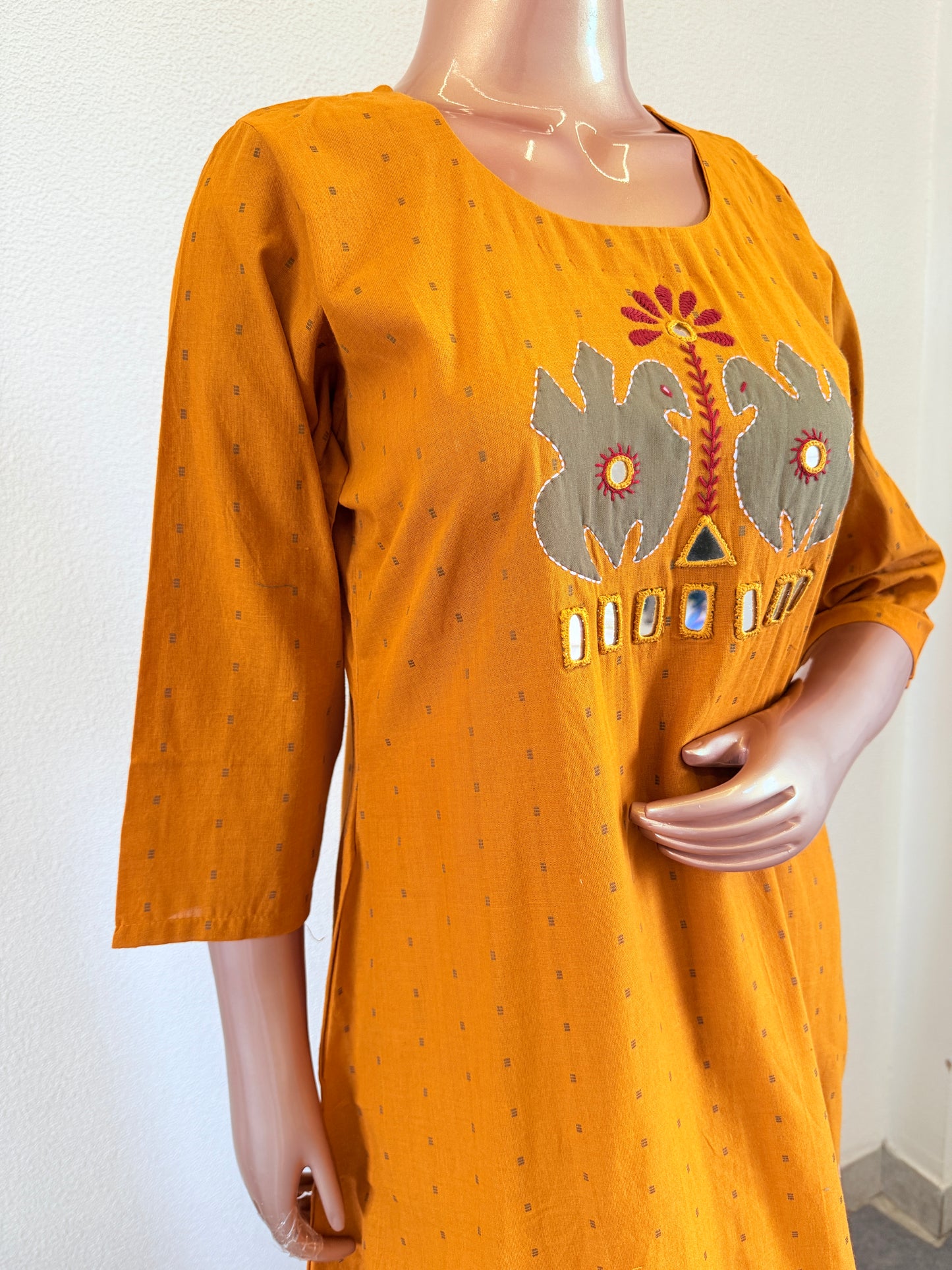 Handloom Cotton self Weave kutchi Work Kurta Set
