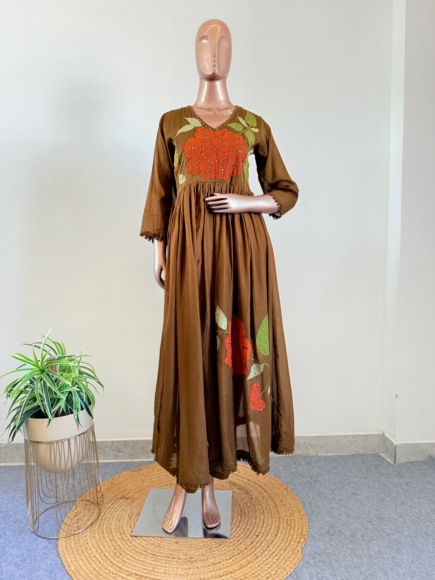 Maati Mul Frock Suit with Appliqué Work