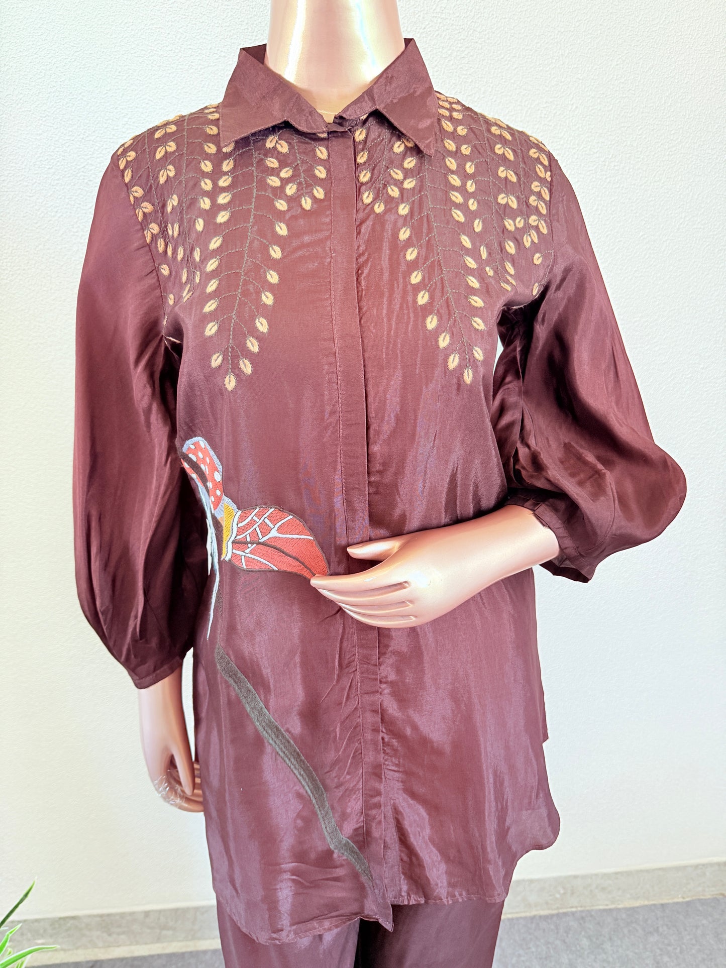 Pelican Motif Dola Silk Coord Set