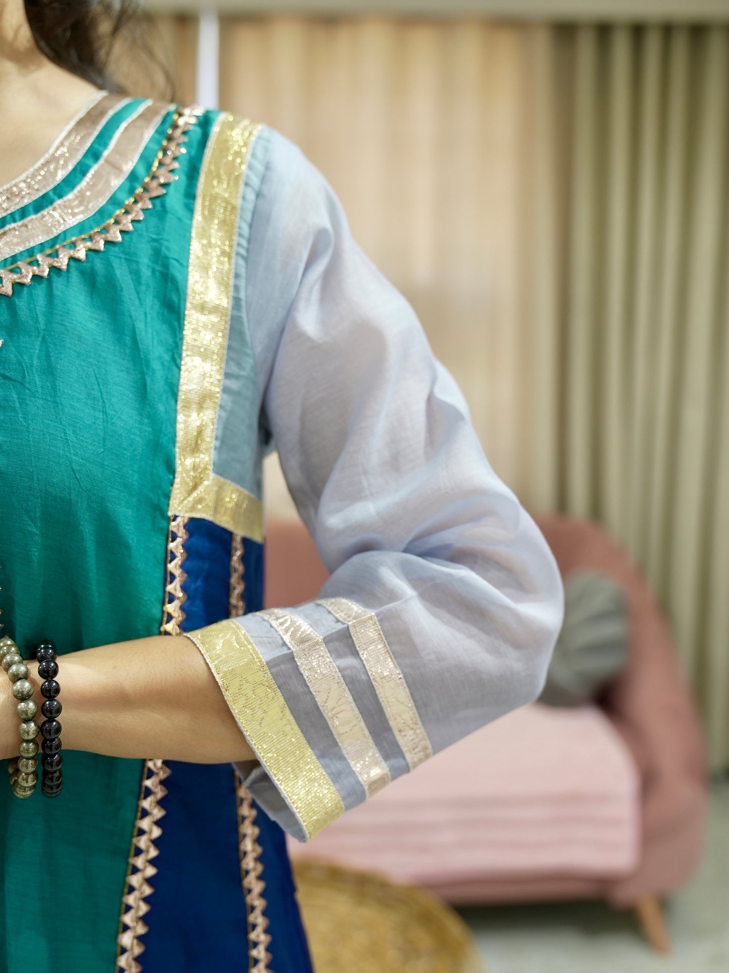 Kareena Kapoor Mul Chanderi Kurta with Farsi Salwar