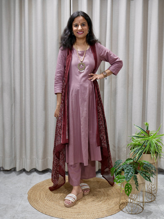 Solid Round-Neck Kurta Set with Ajrakh Block Print Jacket