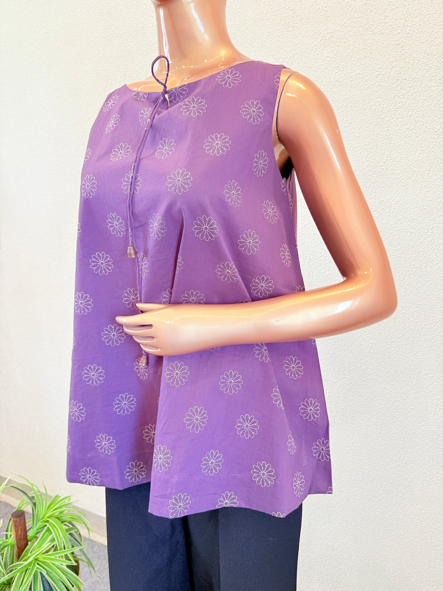 A-line sleevesless Cotton Top