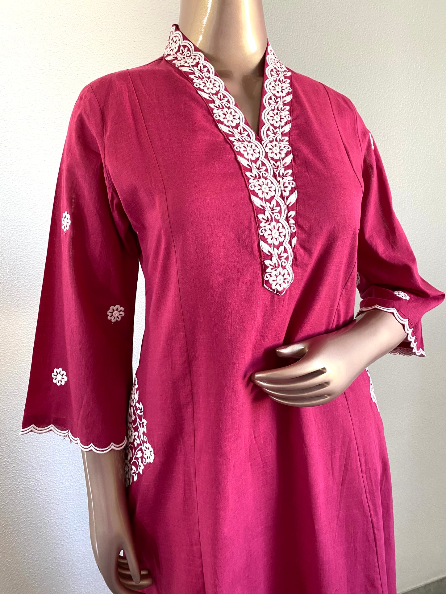 Embroidered Pocket Kurta Pant Set