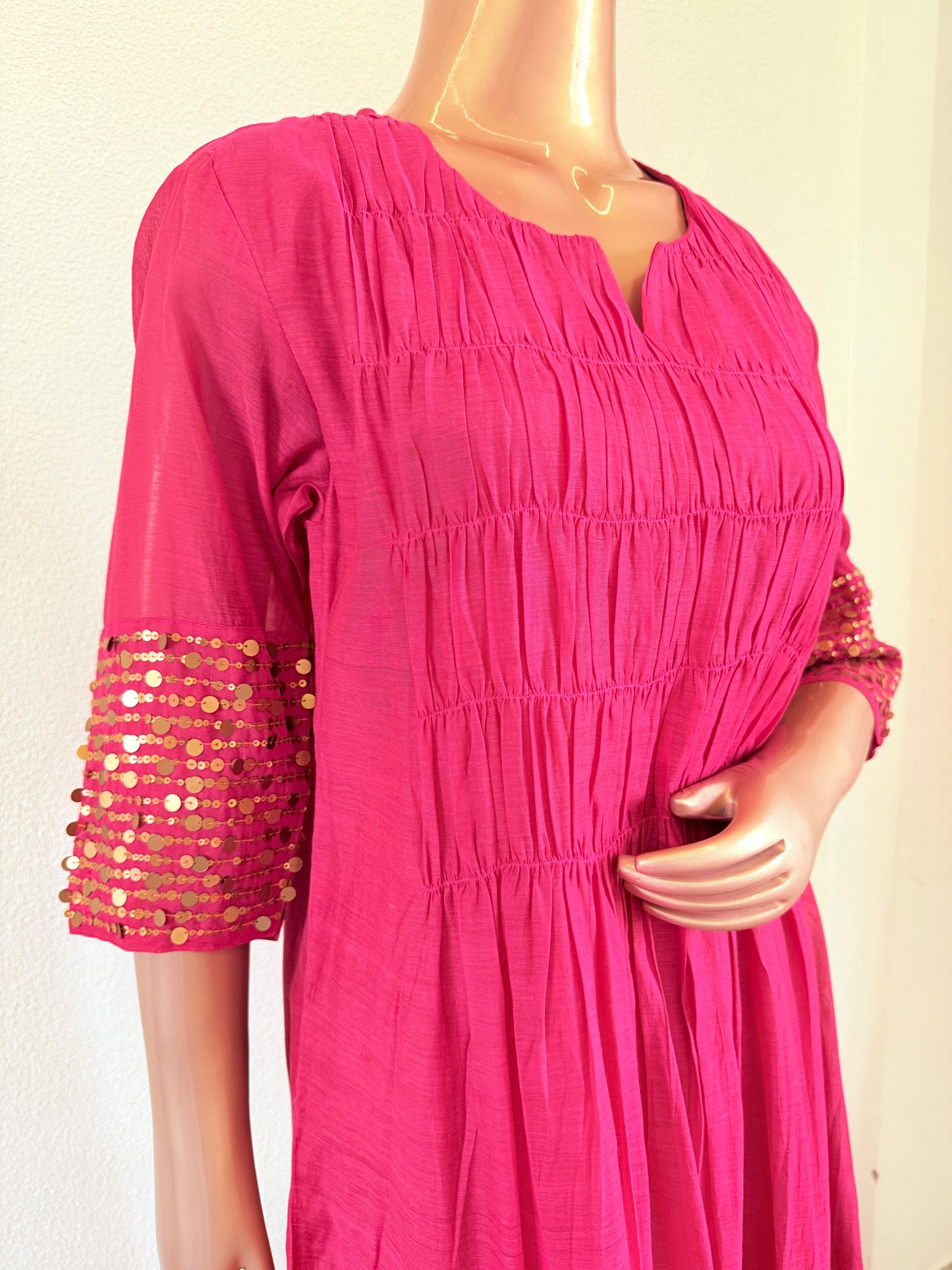 Mul chanderi Suit Set with Sequin Work