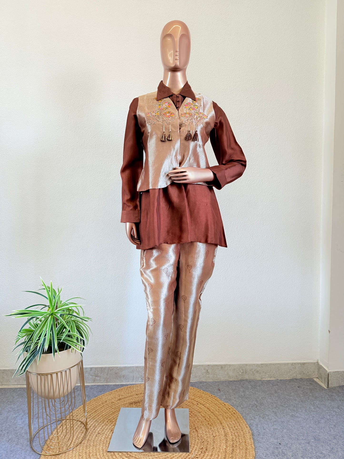 Dola Silk Coords with Brocade Jacket & Pants