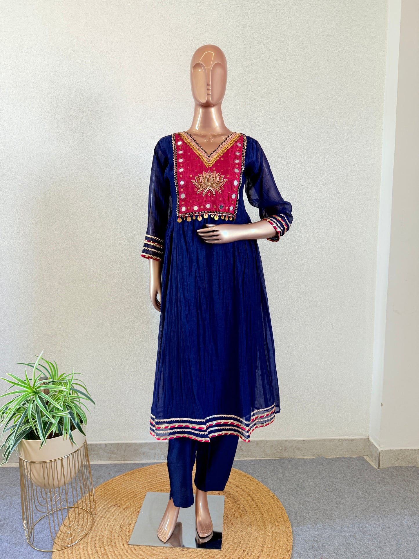 Kamli Hand Embroidered Mul Chanderi Suit Set