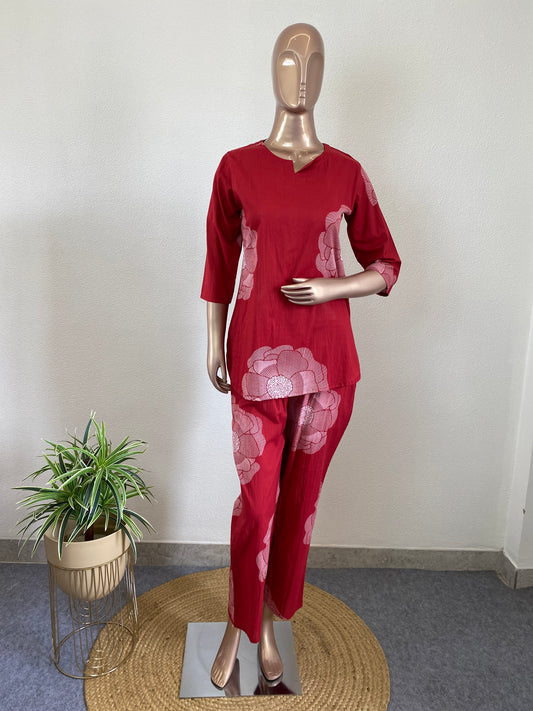 Placement Print Cotton Lounge Wear - Red