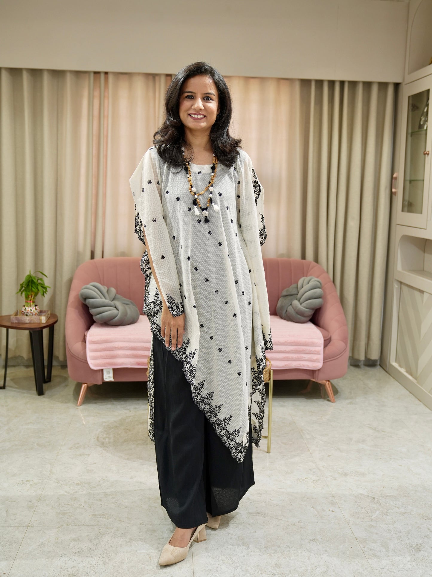 Kota Doria Kaftan Set with Statement Neckpiece