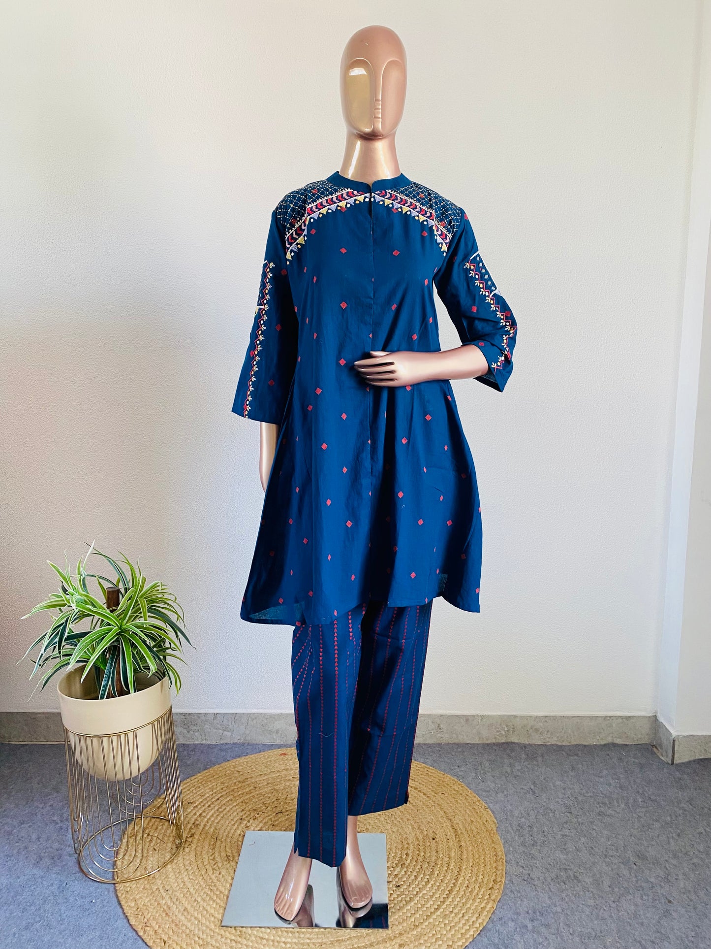 Handloom Jamdani Coords with Hand Work