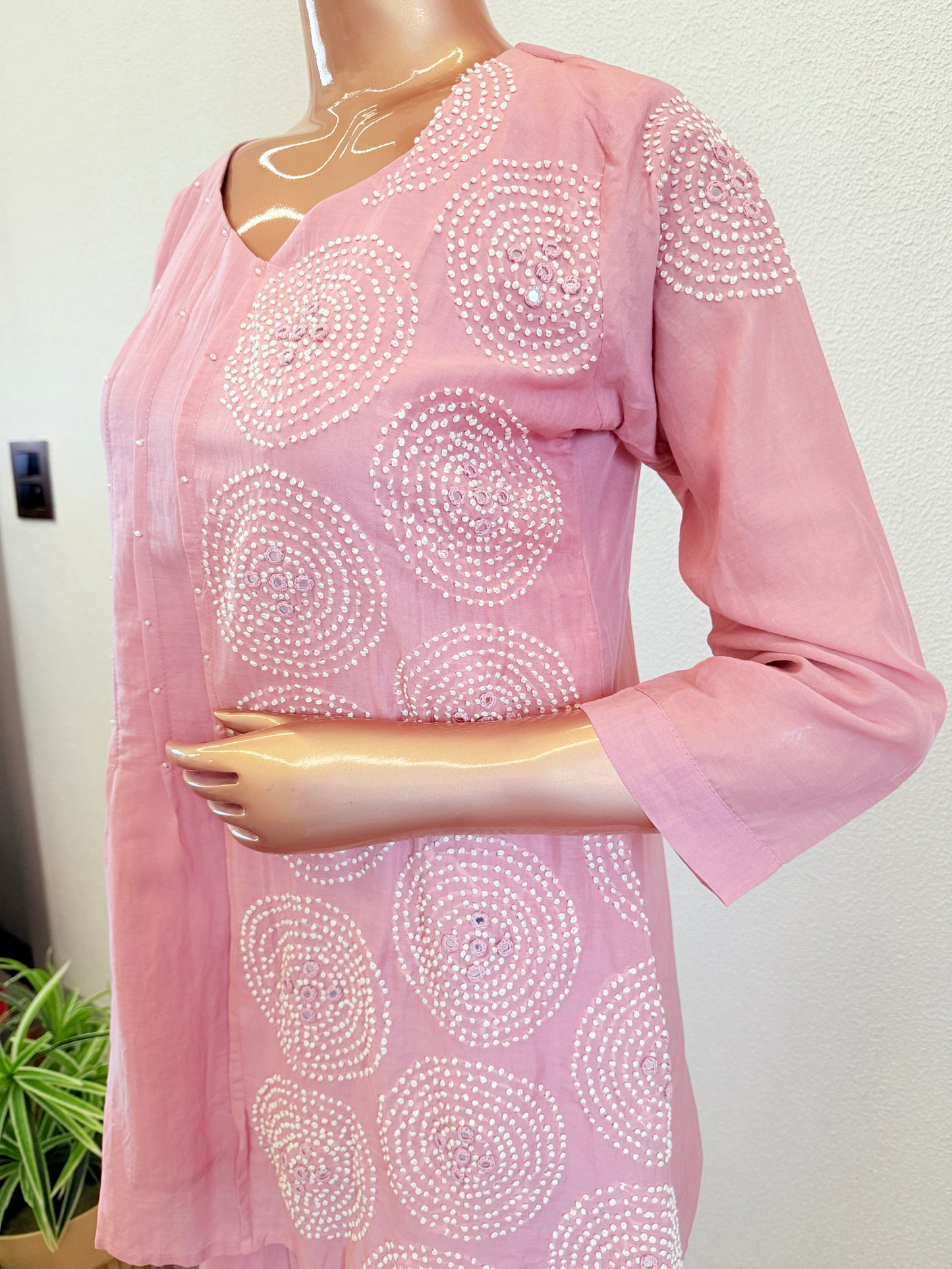 Mul Chanderi Indowestern with Embroidery- Pink
