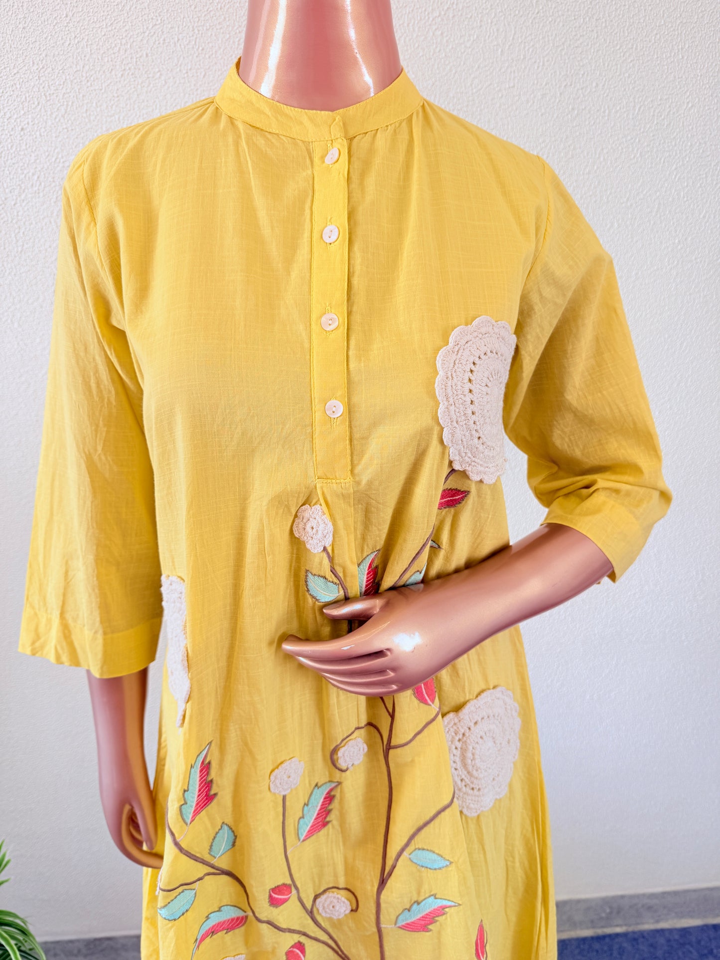Cotton Tunics with Crocia Flower