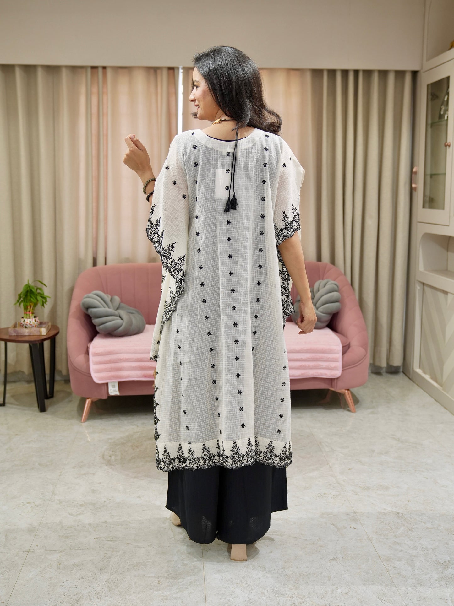 Kota Doria Kaftan Set with Statement Neckpiece