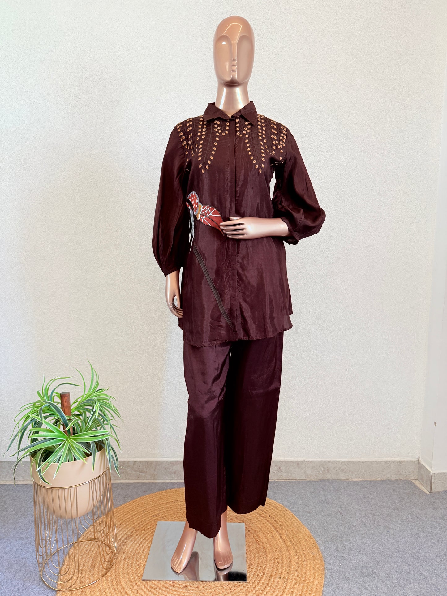 Pelican Motif Dola Silk Coord Set