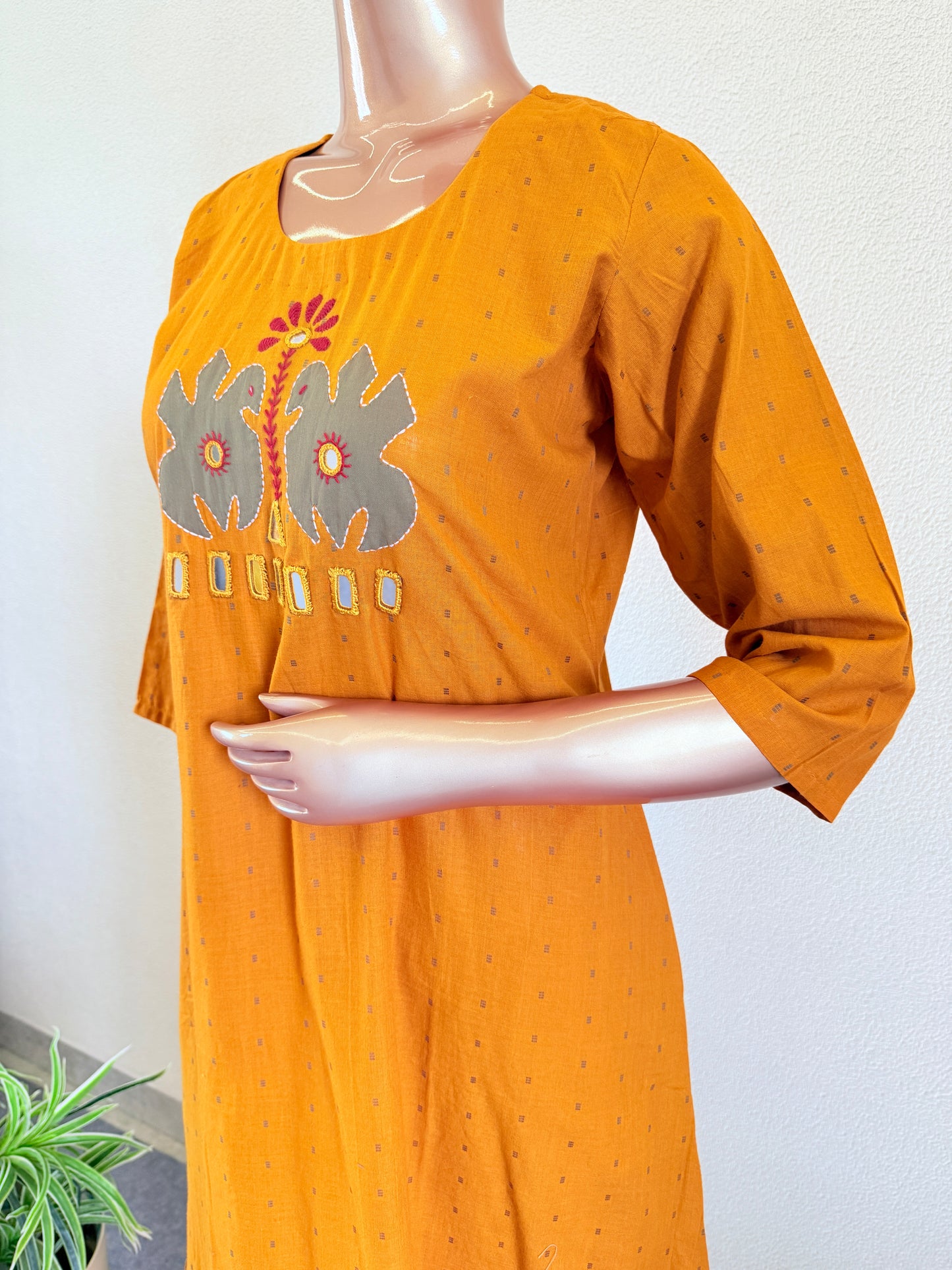 Handloom Cotton self Weave kutchi Work Kurta Set