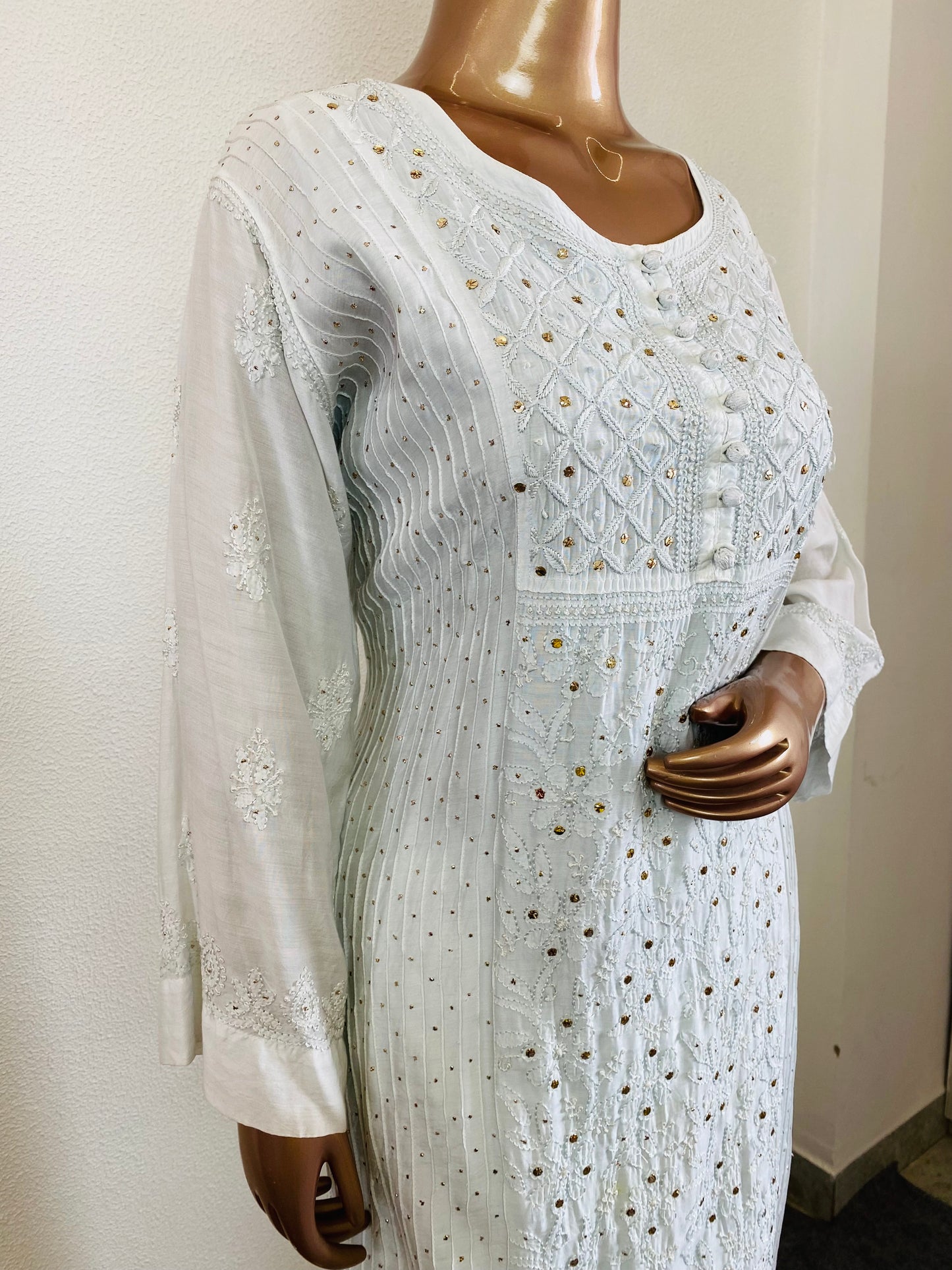 Muslin Lucknavi suit with Mukaish Work - Blue