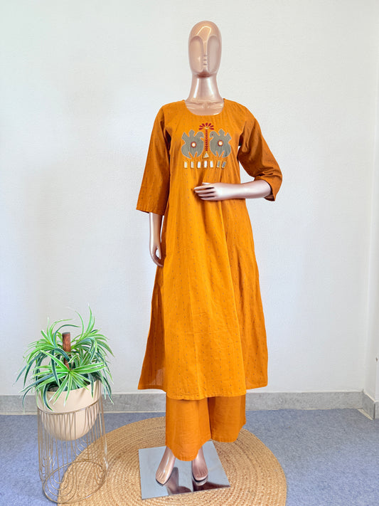 Handloom Cotton self Weave kutchi Work Kurta Set