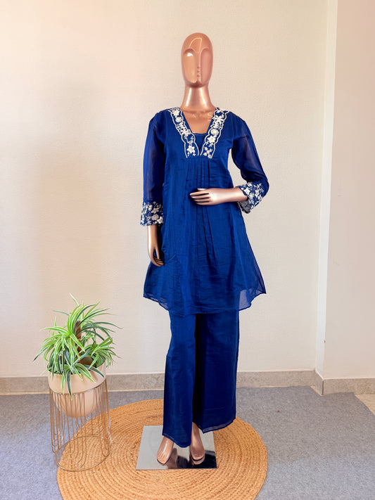 Mul chanderi Kurta Palazzo set with thread work