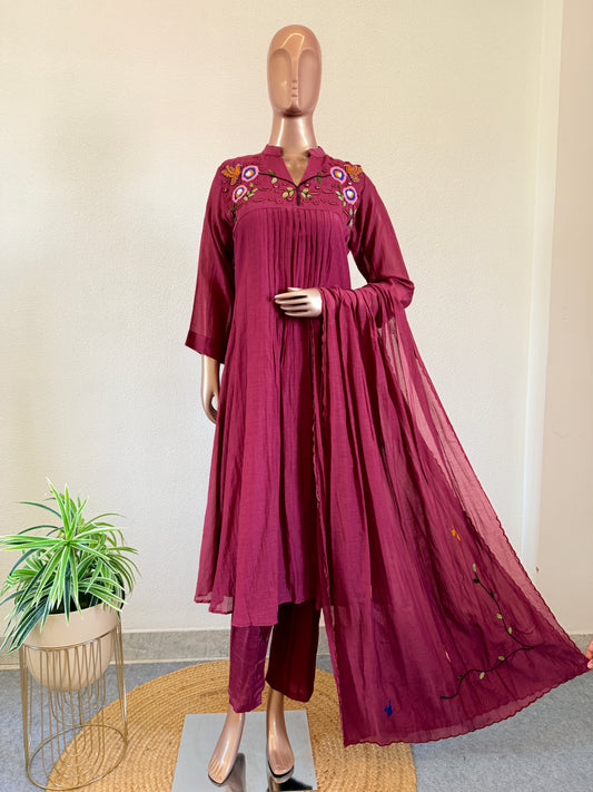 Hand embroidered Mul Chanderi Frock Suit